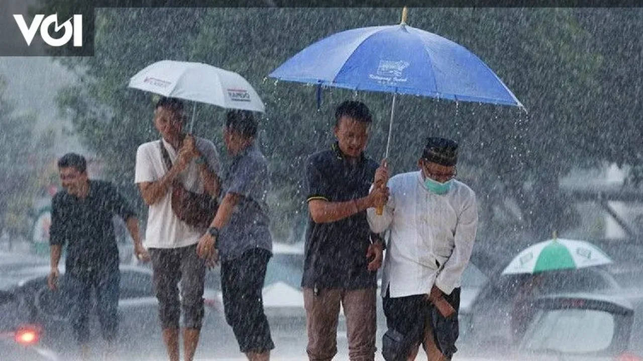 توقعات بهطول أمطار خفيفة على معظم المدن في أنحاء إندونيسيا اليوم